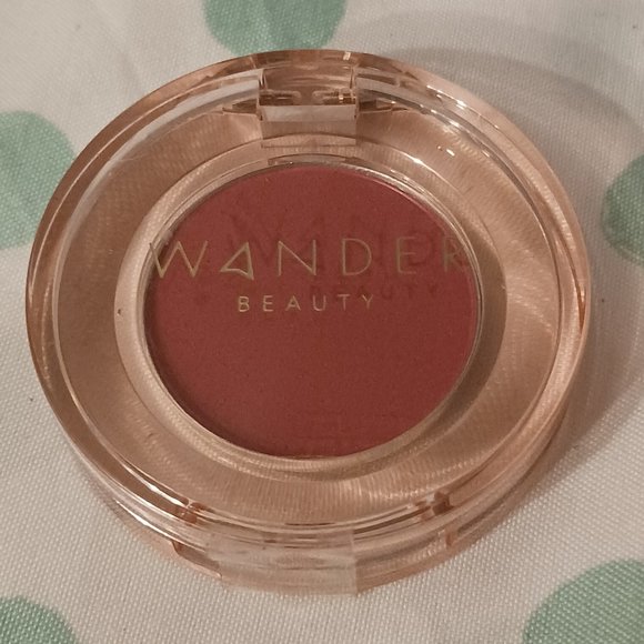 NWT! WANDER LIP AND CHEEK - Picture 1 of 5
